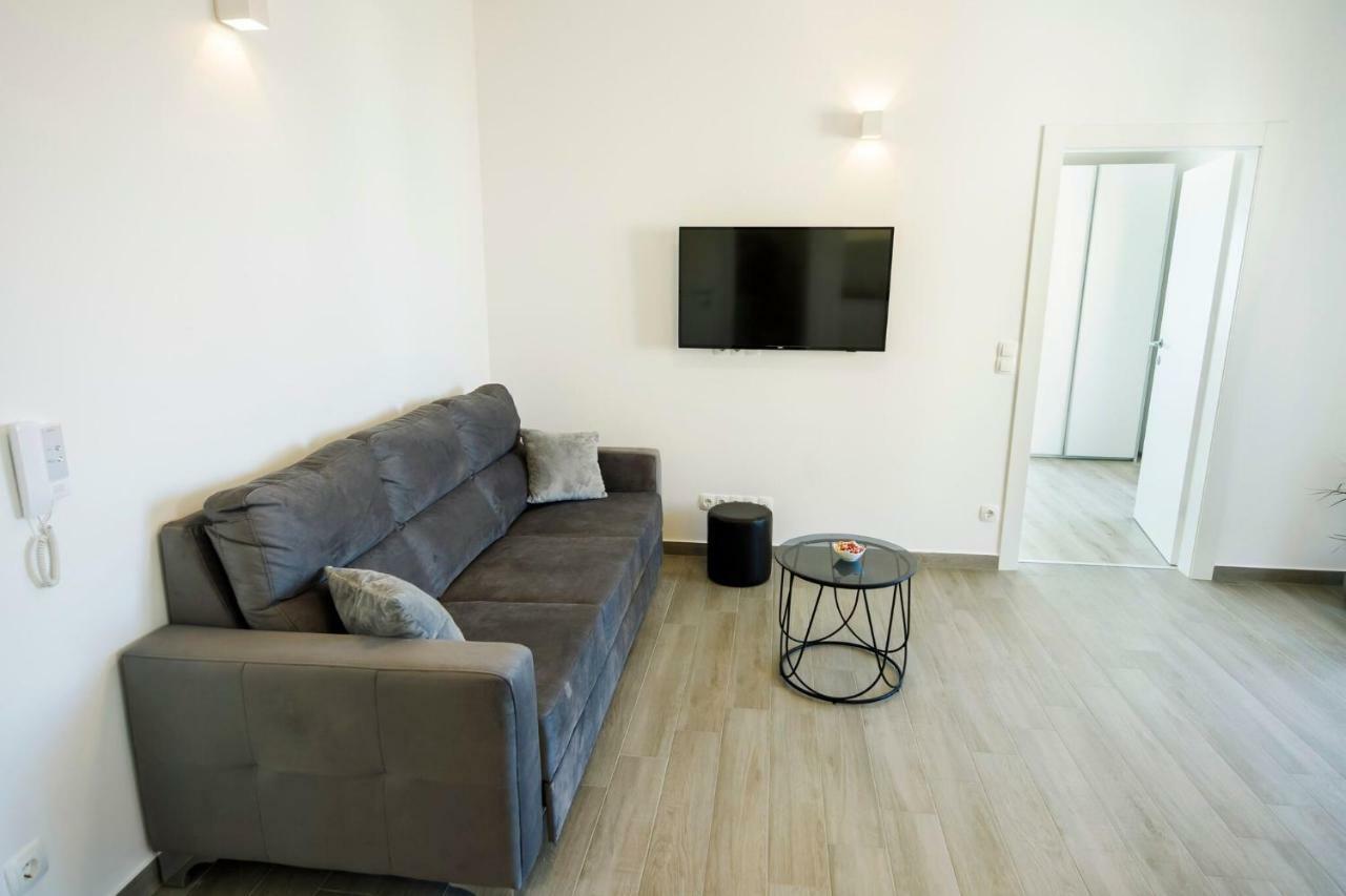 Apartmani Ticinovic Omiš Екстериор снимка